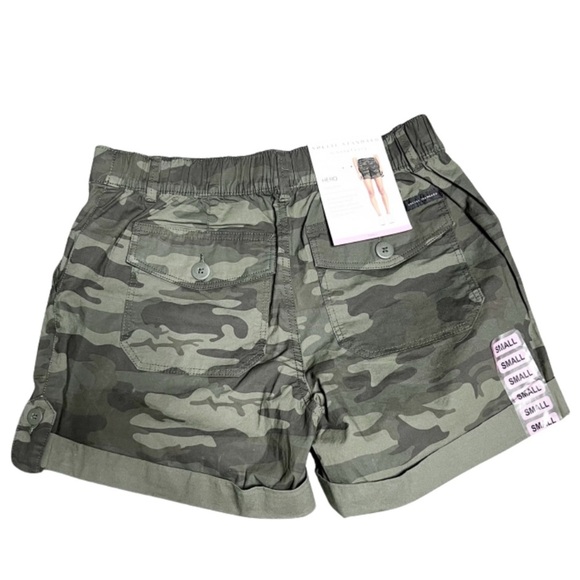 New with Tags Sanctuary Social Standard Women's Hero Relaxed Camo Utility Shorts - Picture 10 of 16